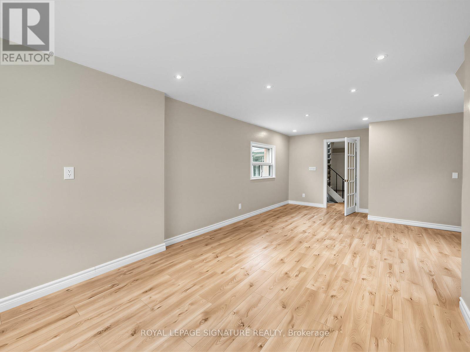 1157 ROSELAWN AVENUE - 8