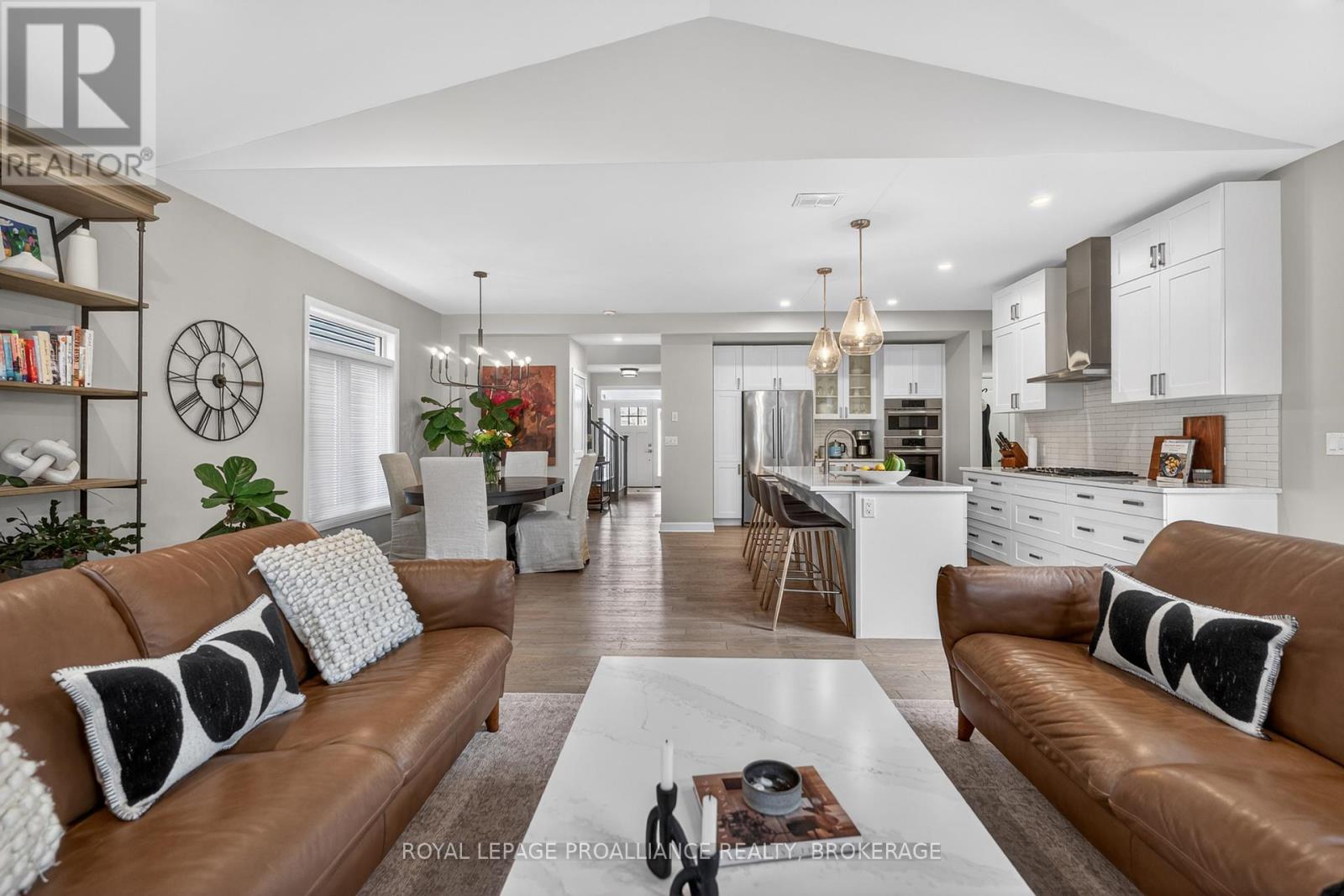 828 CELESTE DRIVE - 23