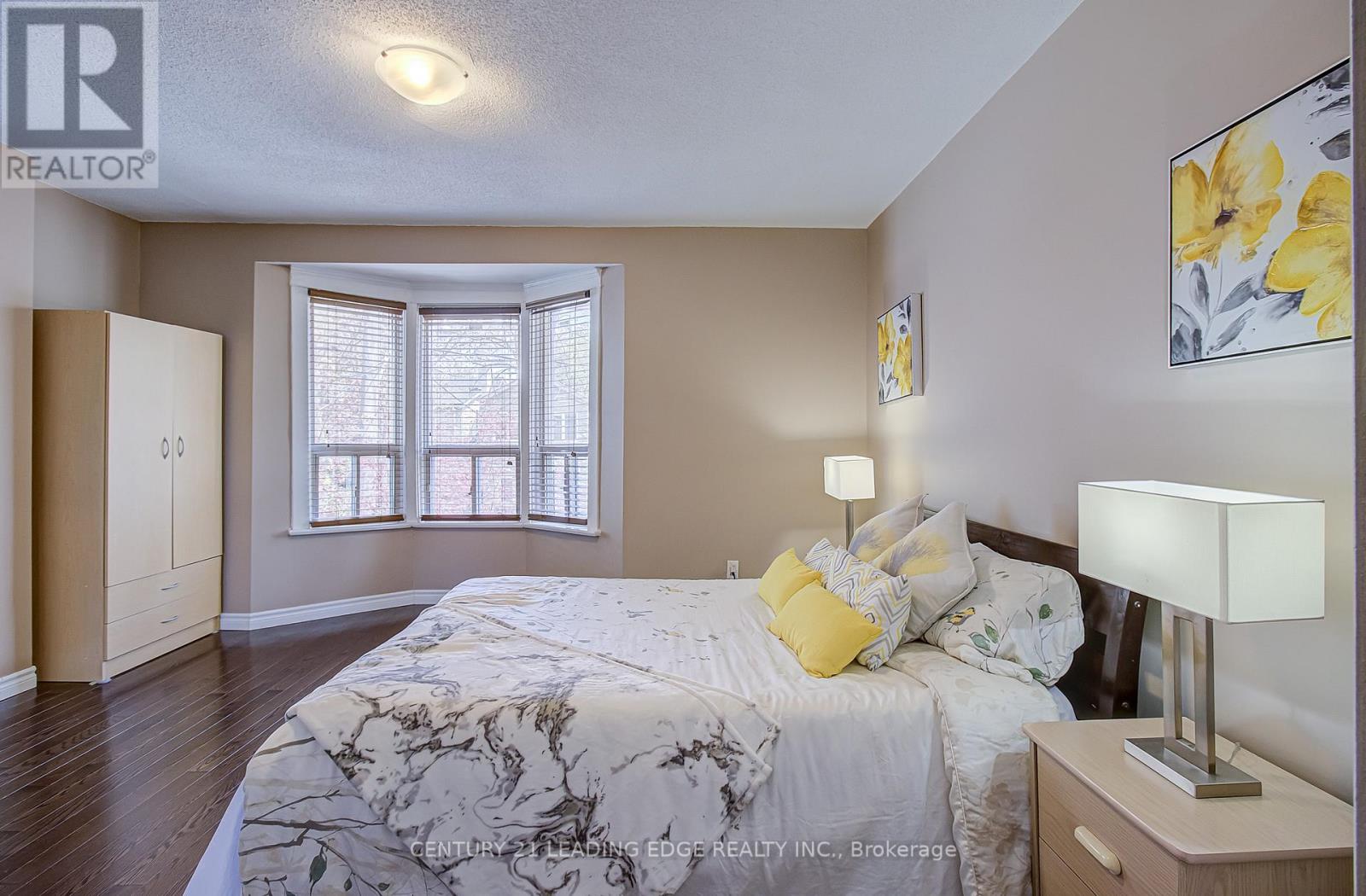 106 PARKMOUNT ROAD - 17
