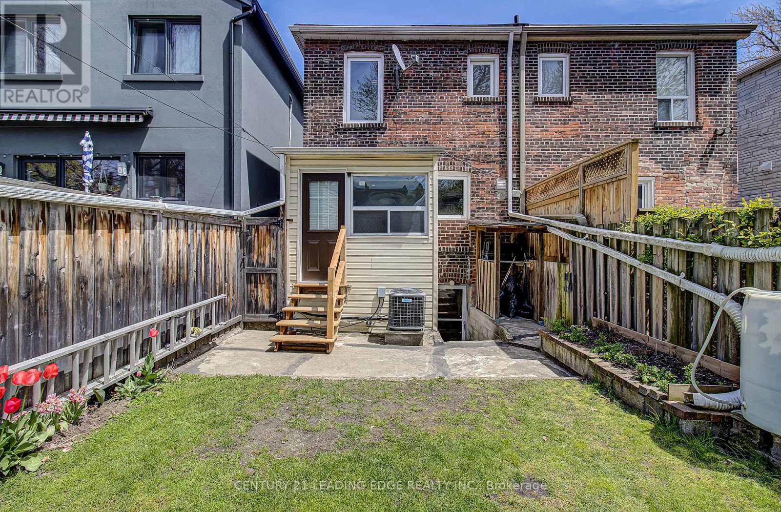 106 PARKMOUNT ROAD - 35