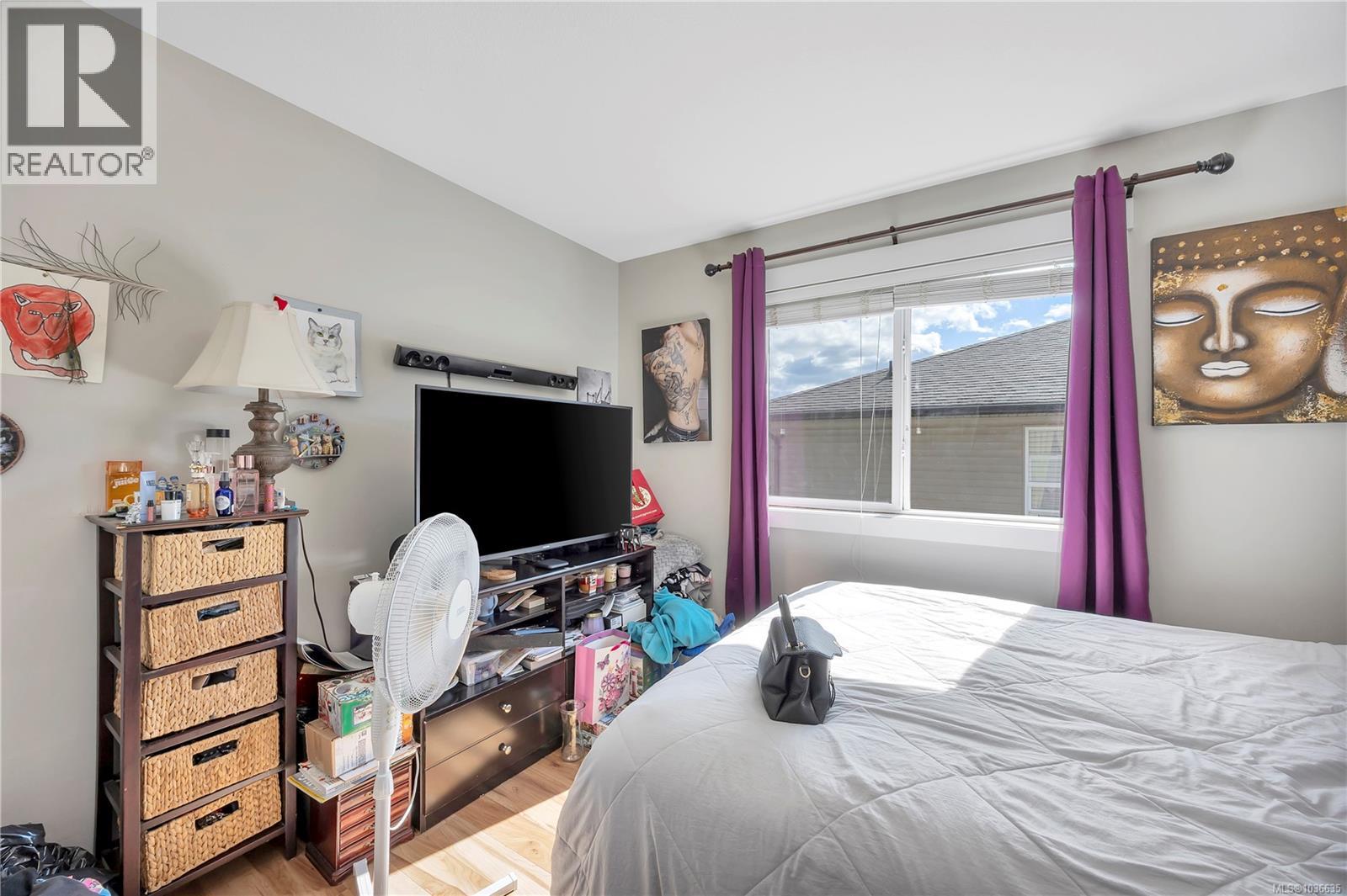 1054 Southwood Dr - 11