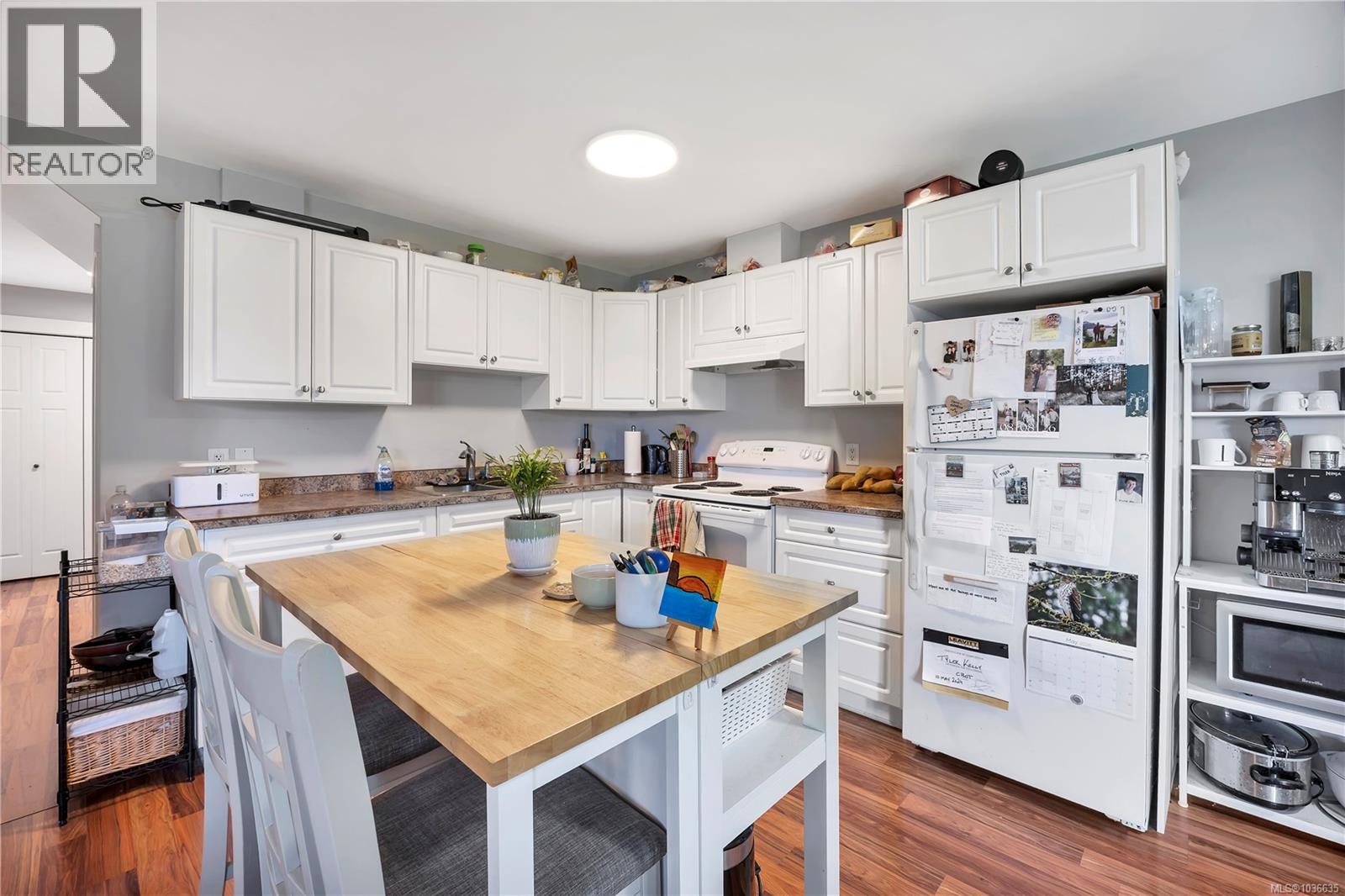1054 Southwood Dr - 19