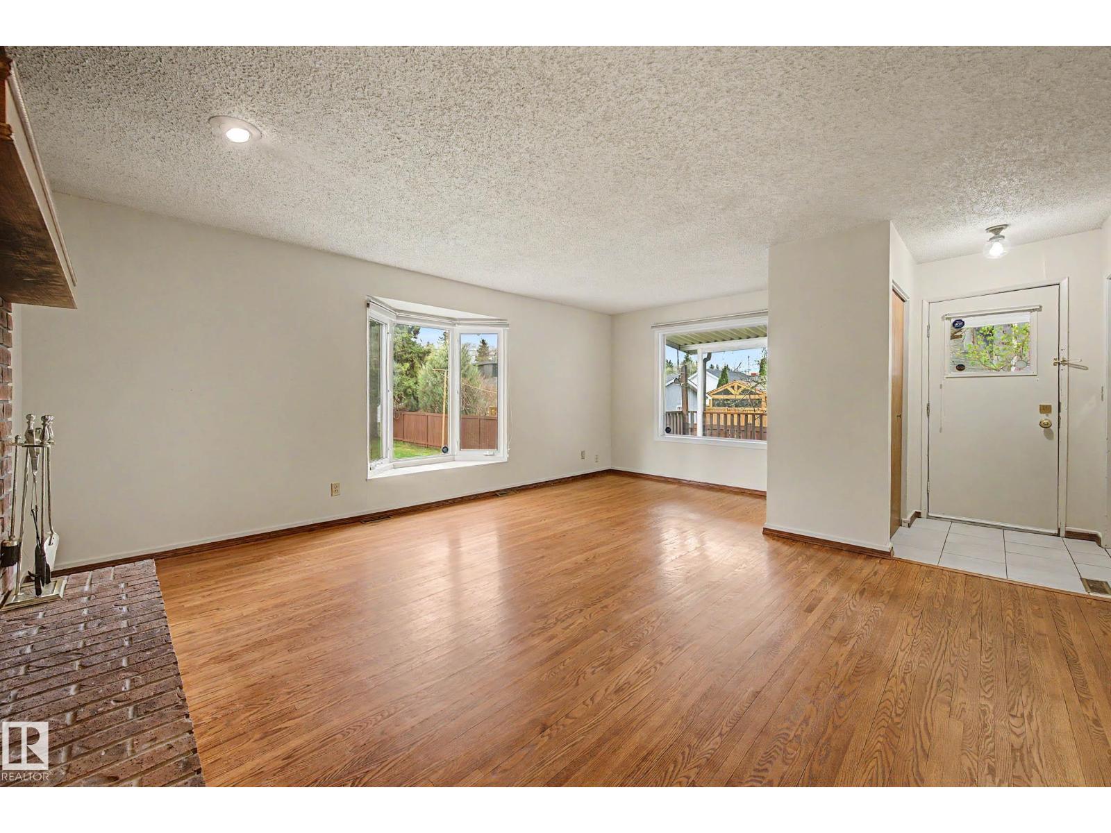 10523 137 ST NW, Edmonton