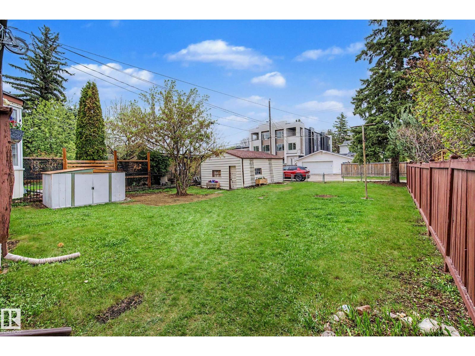 10523 137 ST NW, Edmonton