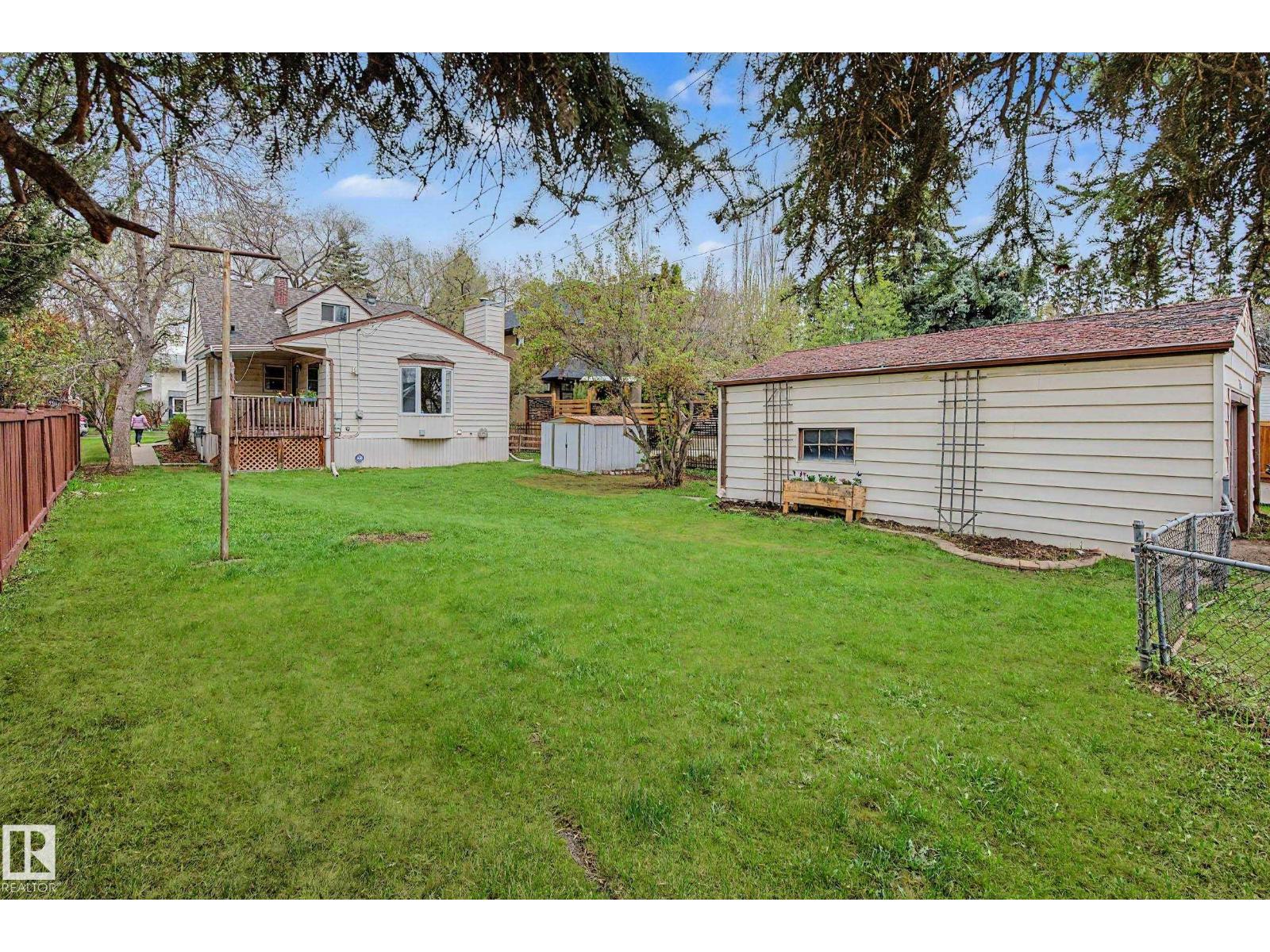 10523 137 ST NW, Edmonton