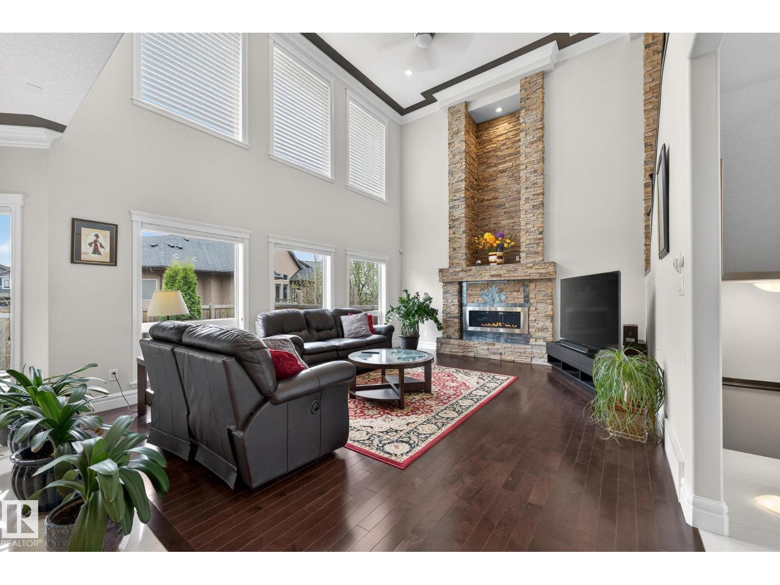 1607 ADAMSON CL SW, Edmonton