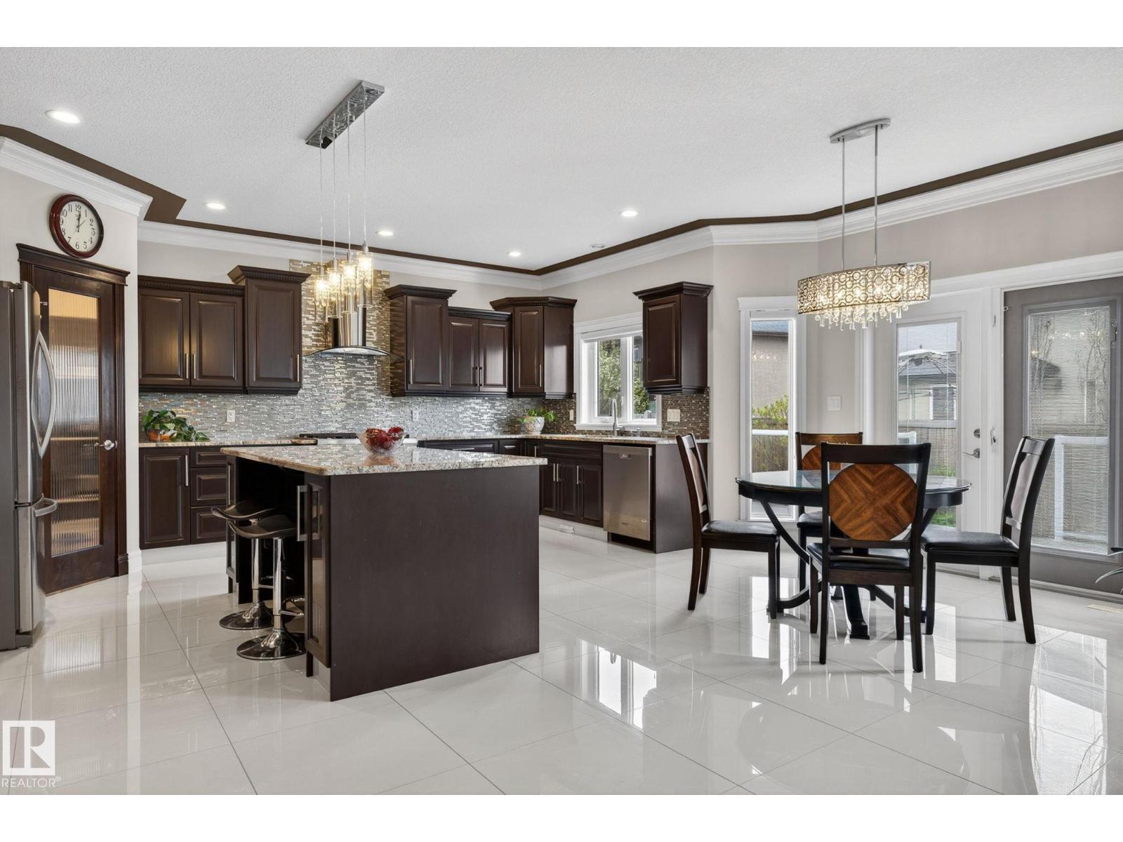 1607 ADAMSON CL SW, Edmonton