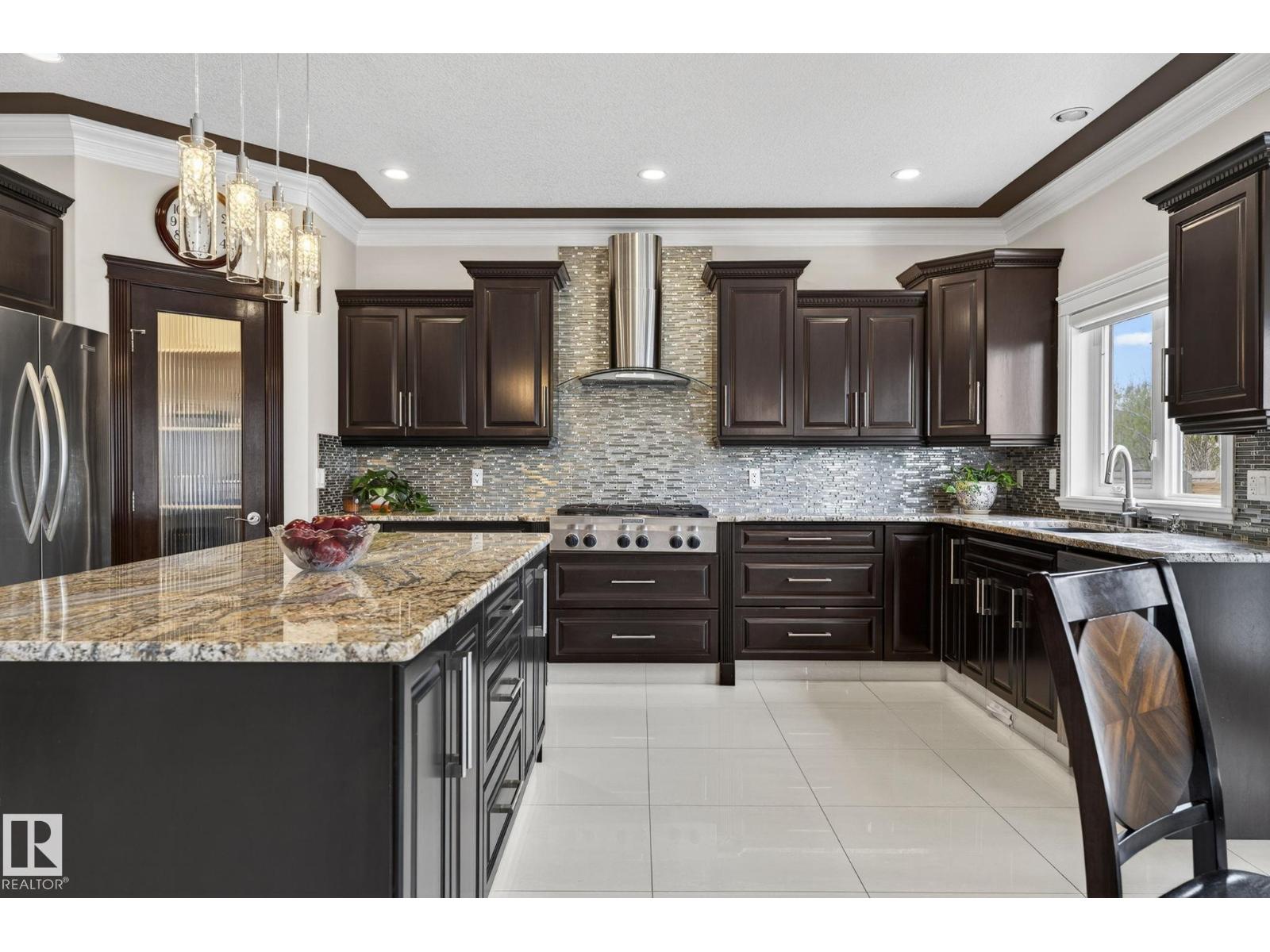 1607 ADAMSON CL SW, Edmonton