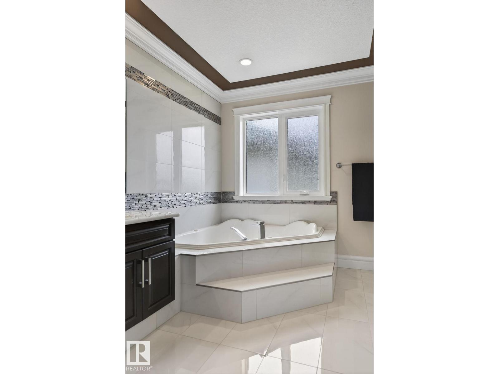 1607 ADAMSON CL SW, Edmonton