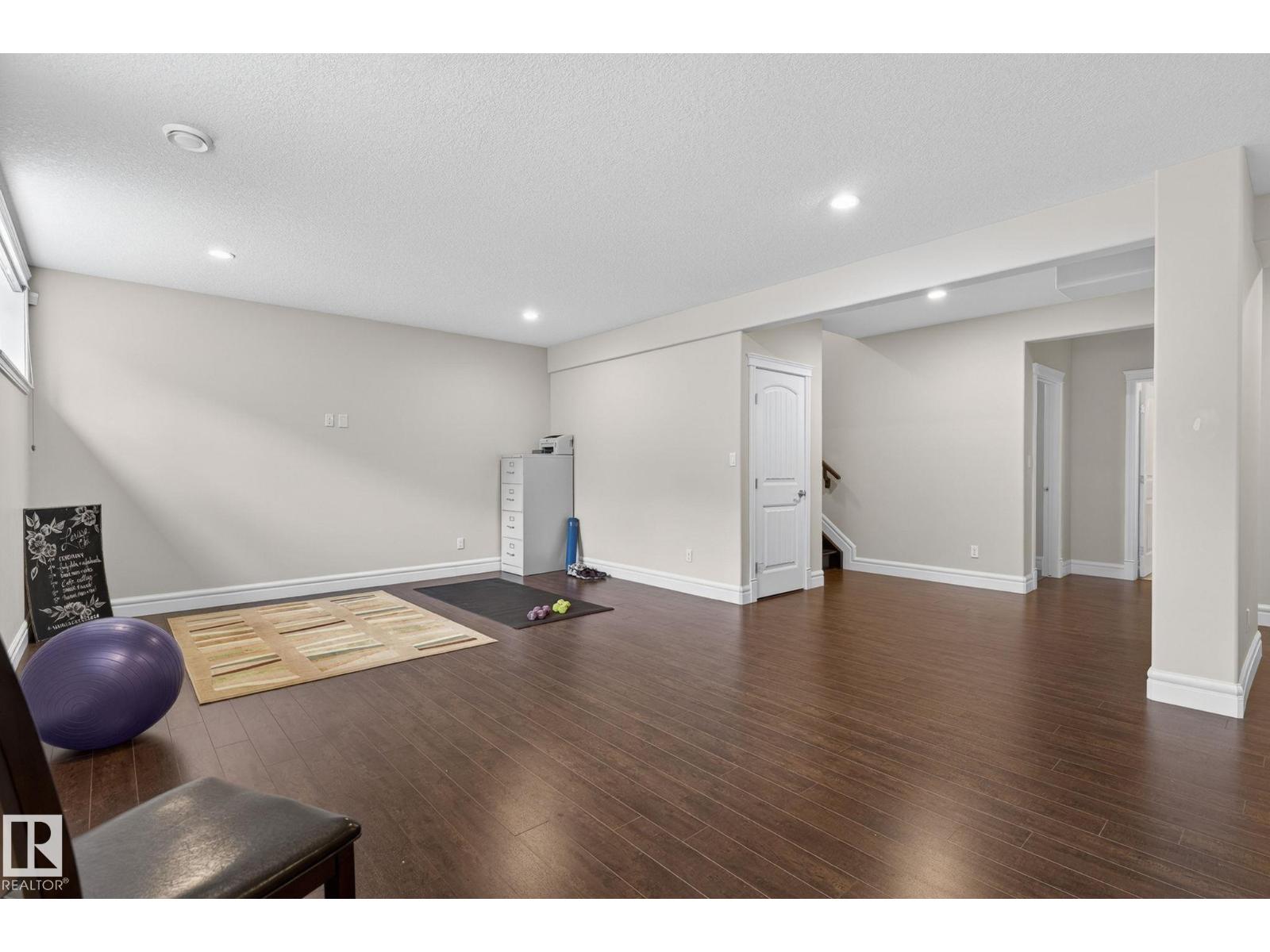 1607 ADAMSON CL SW, Edmonton