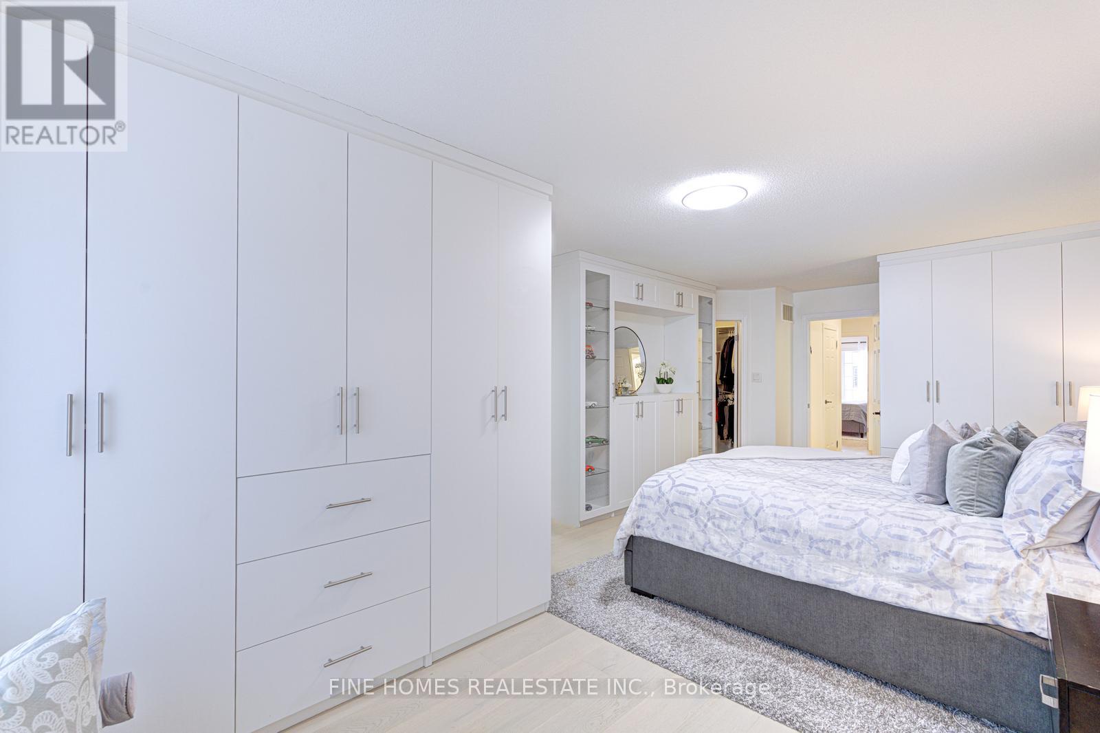 66 GEORGE KIRBY STREET - 25