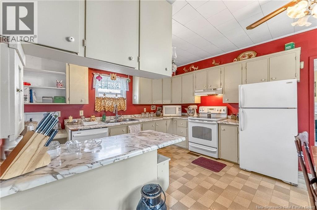 5 Pinewood Street - 11