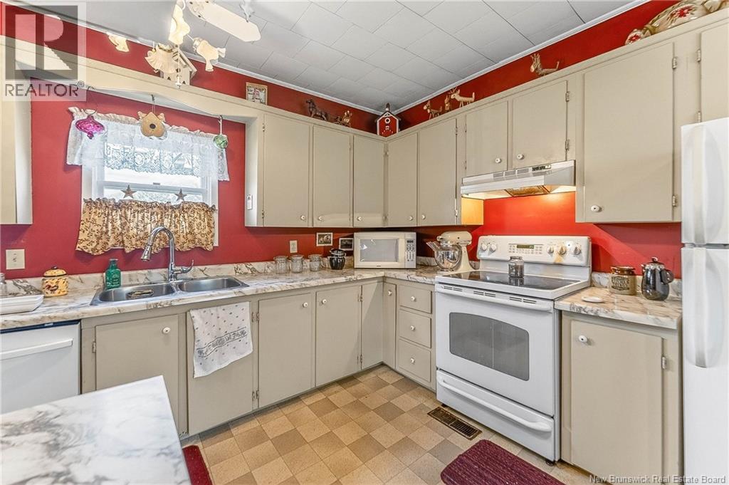 5 Pinewood Street - 13