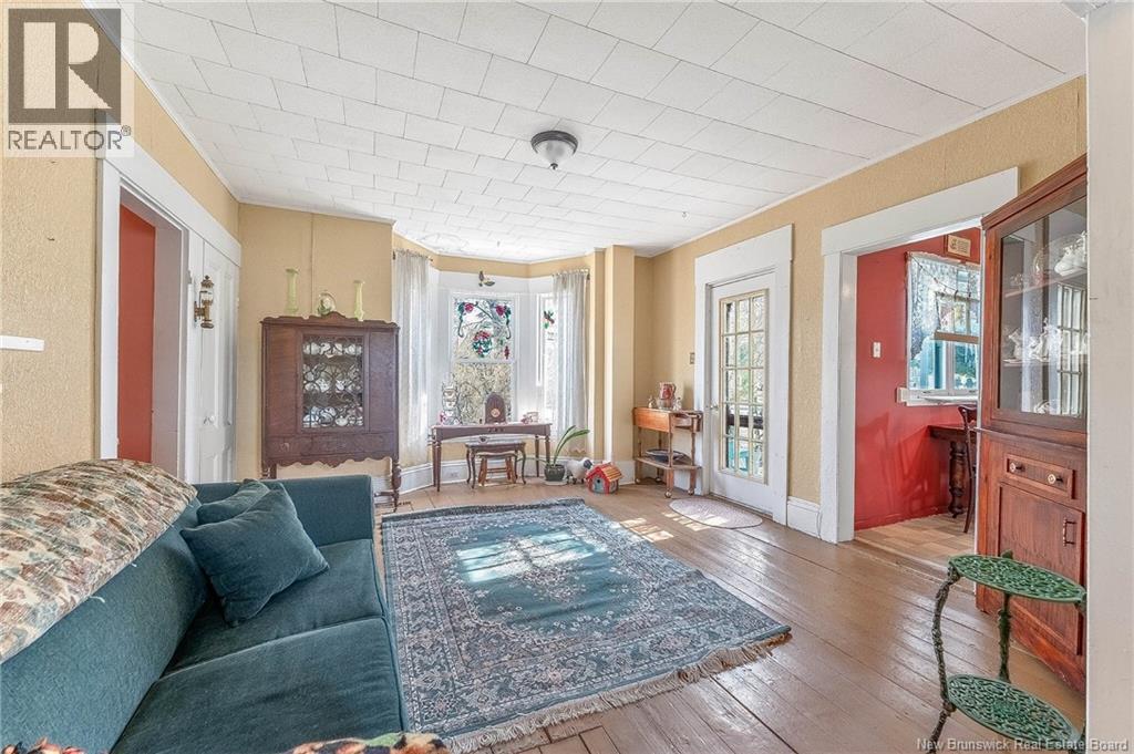 5 Pinewood Street - 21