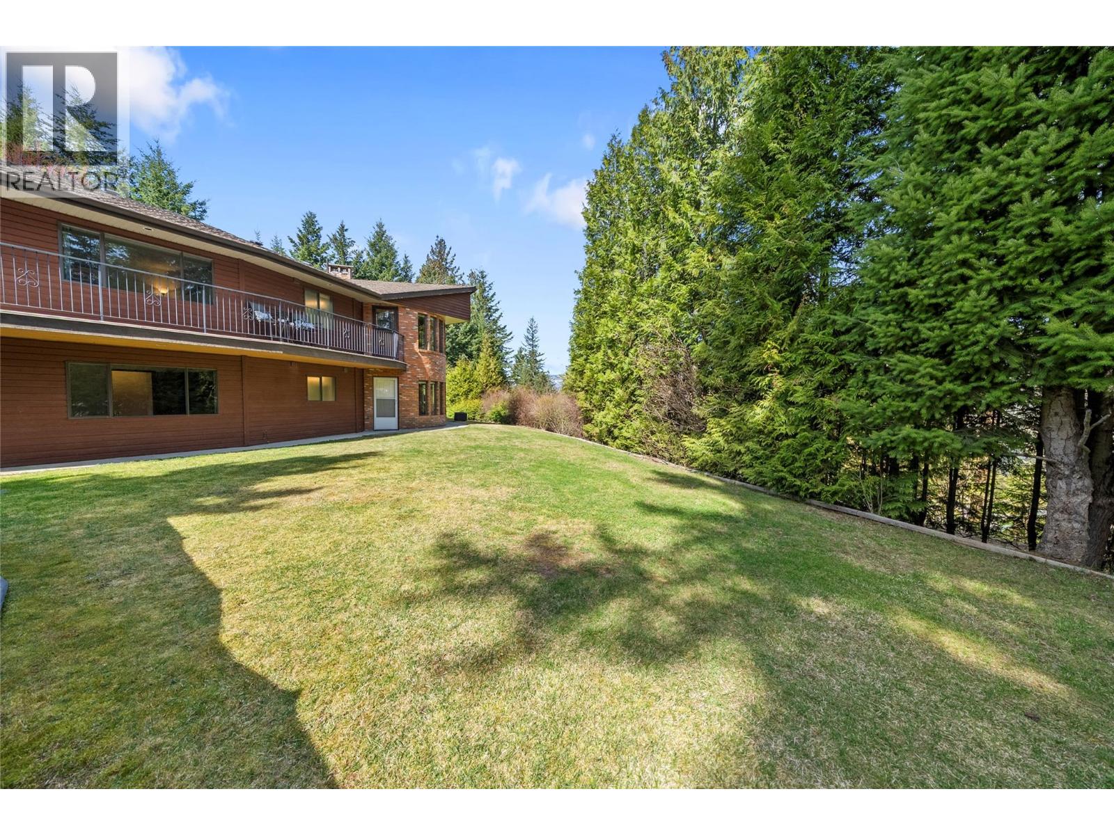 2631 Grand View Place, Blind Bay