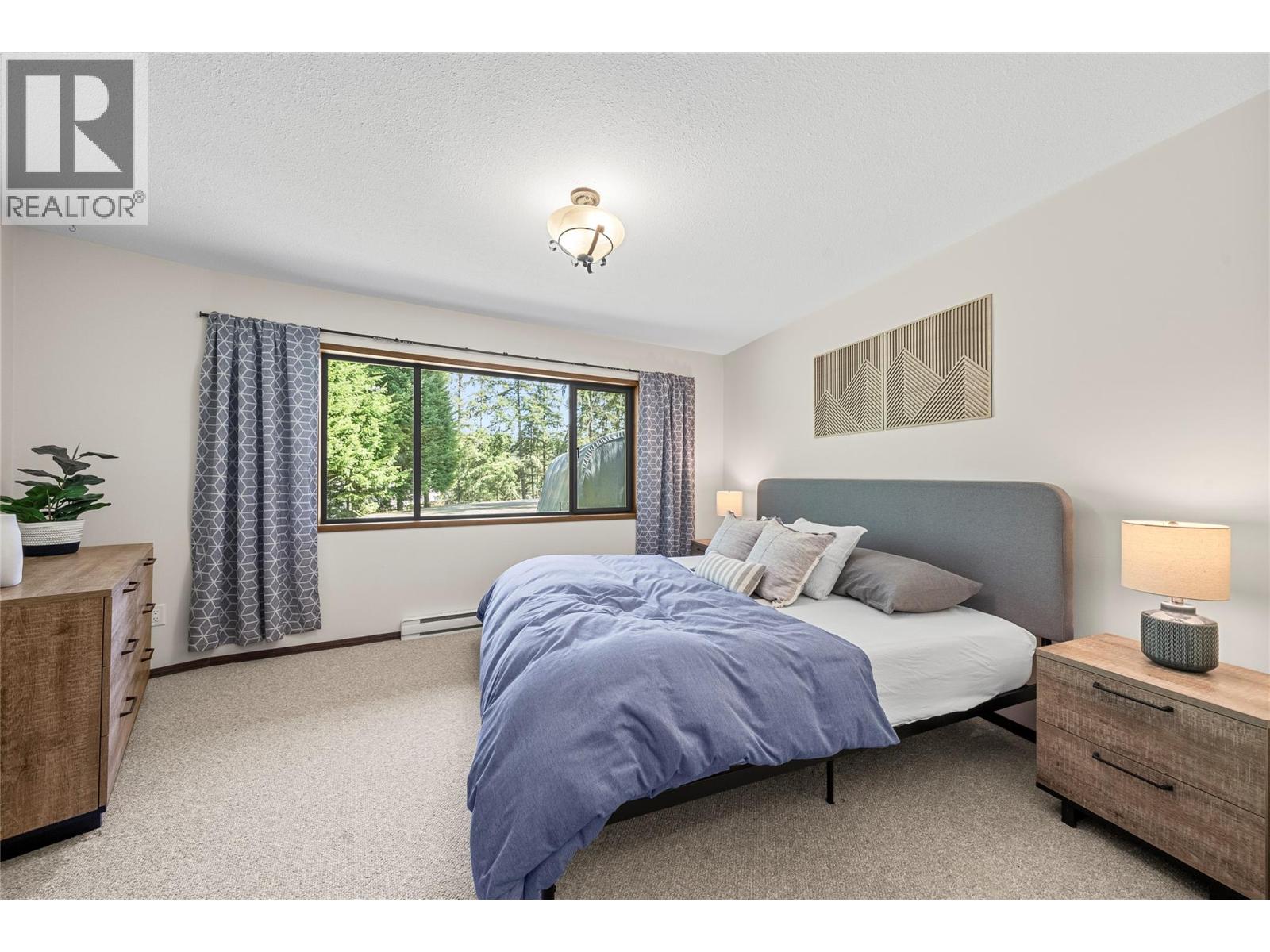2631 Grand View Place, Blind Bay