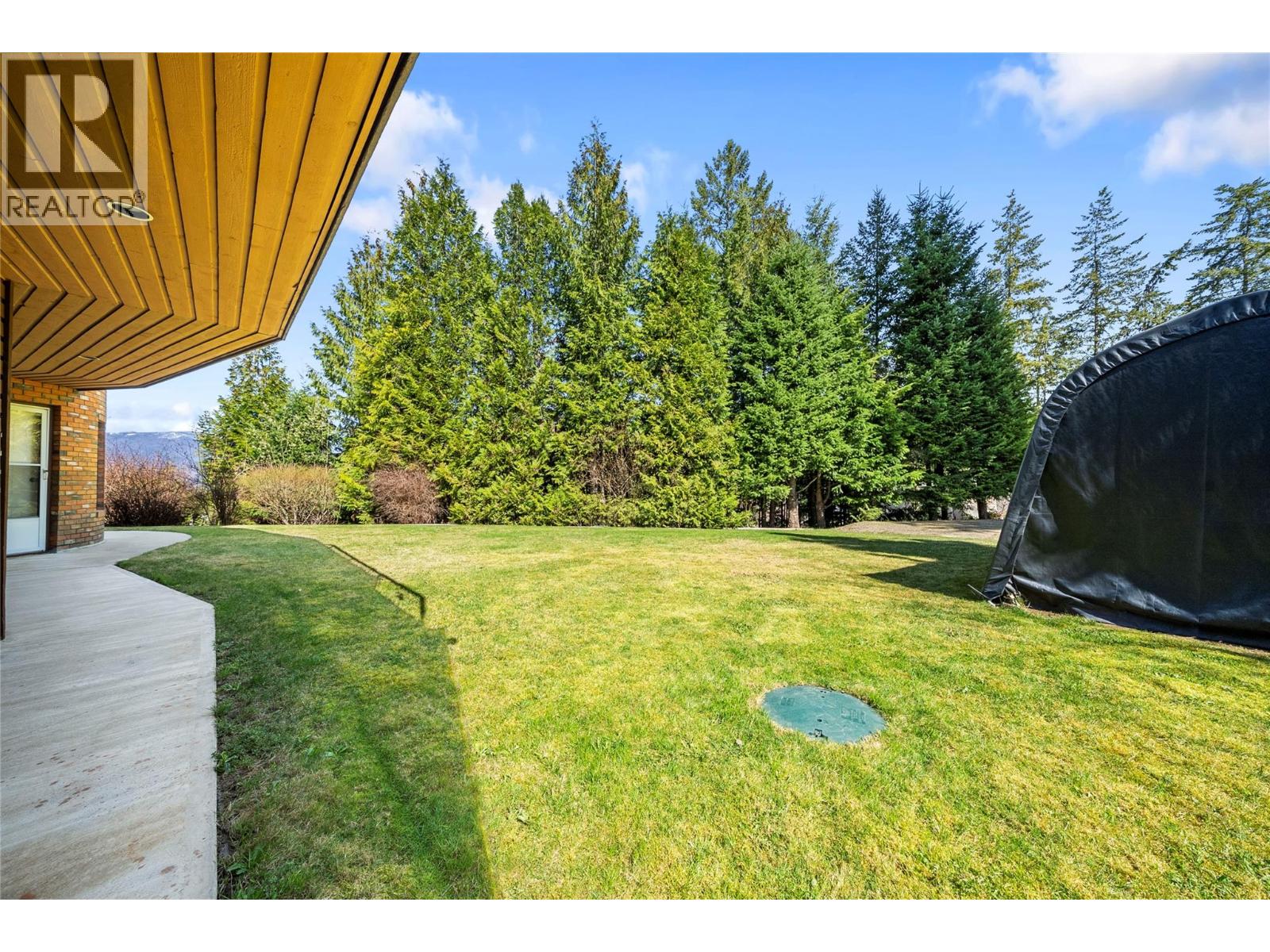 2631 Grand View Place, Blind Bay