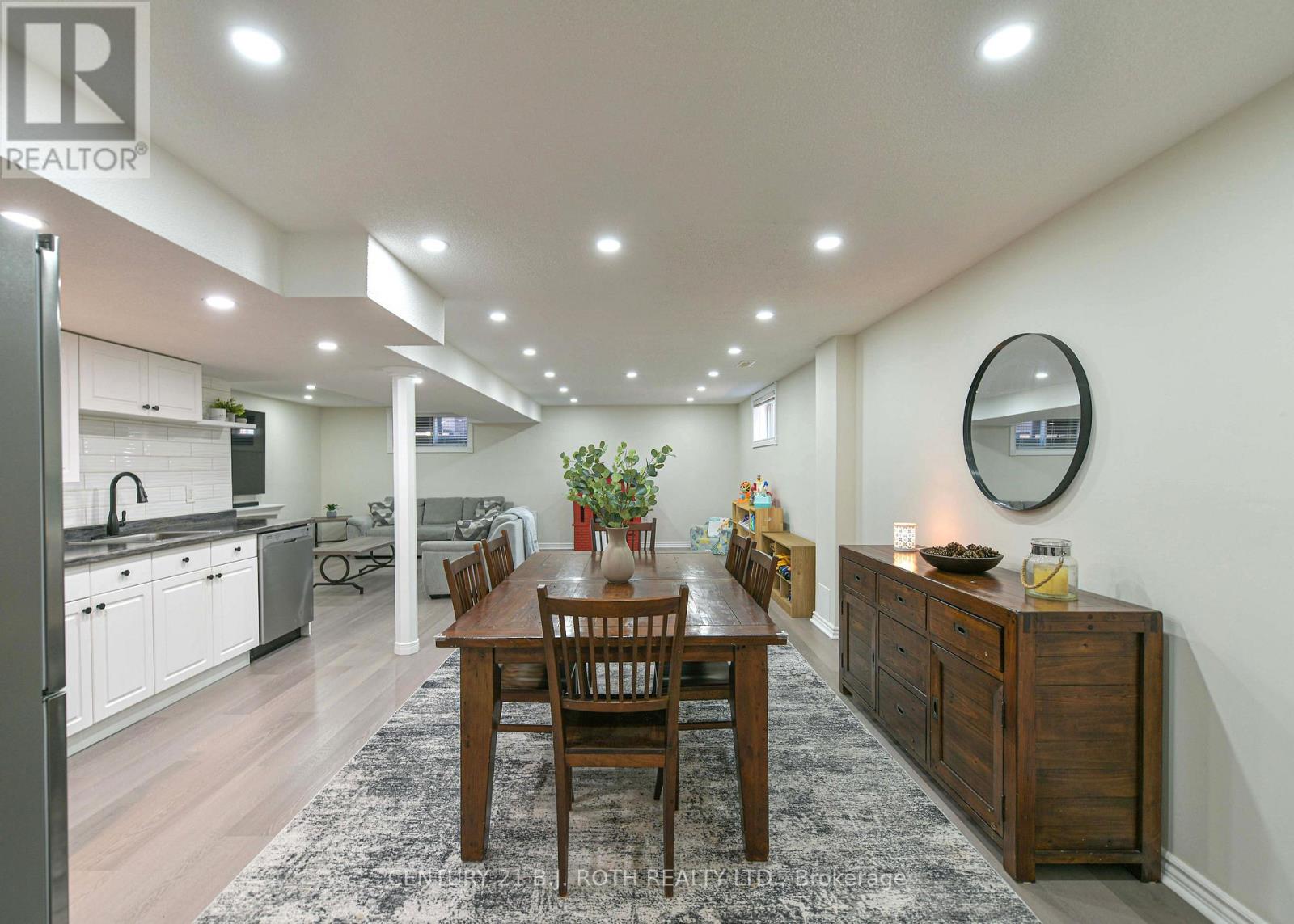 4 LISTER DRIVE - 21