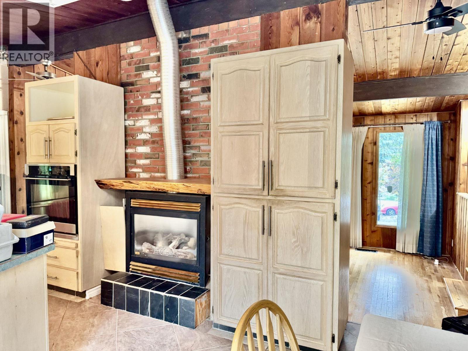 4976 Nash Street - 12