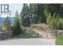 1600 Mountain View Avenue, Lumby, BC V0E2G0 Photo 24