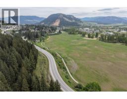 1600 Mountain View Avenue, Lumby, BC V0E2G0 Photo 32