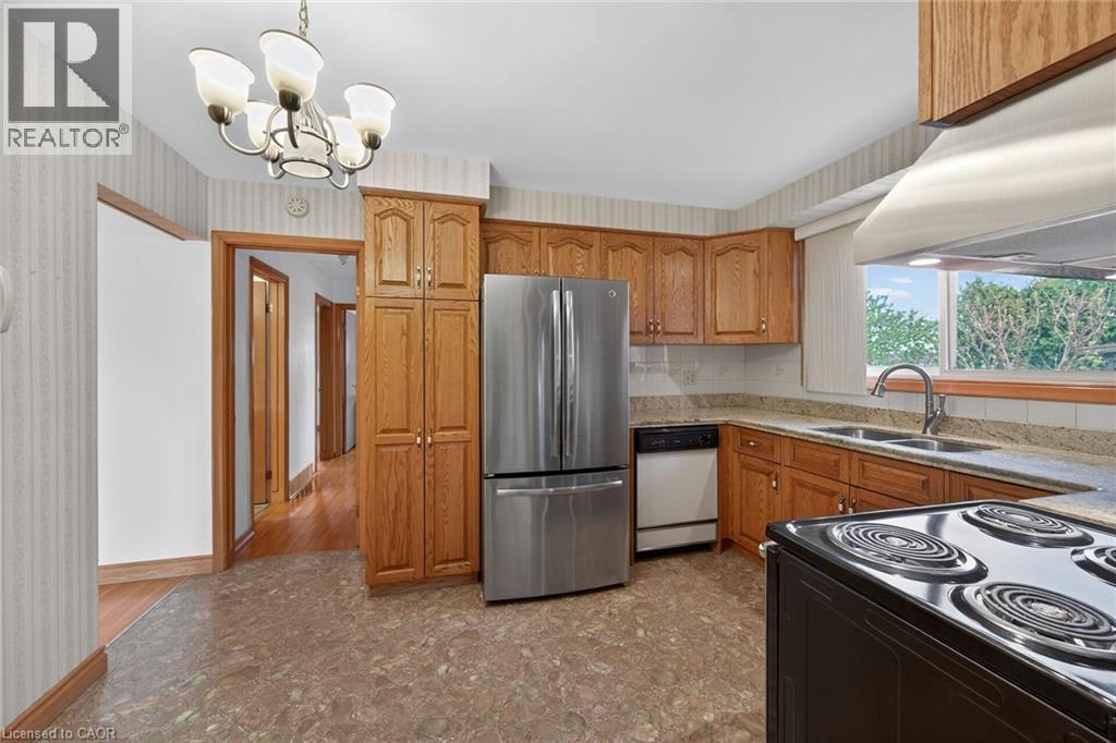 336 MONTMORENCY Drive, Hamilton, Ontario, L8K5H4 — Photo 41