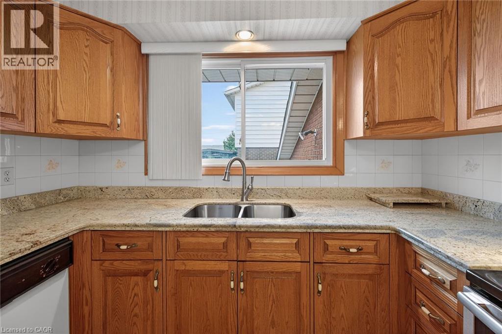 336 MONTMORENCY Drive, Hamilton, Ontario, L8K5H4 — Photo 22
