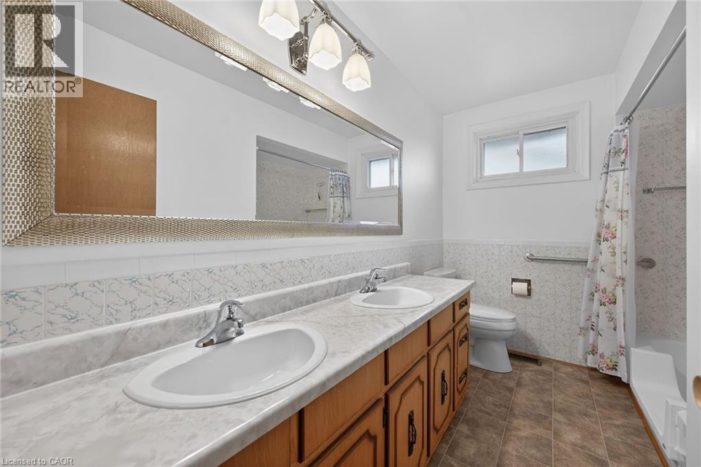 336 MONTMORENCY Drive, Hamilton, Ontario, L8K5H4 — Photo 14
