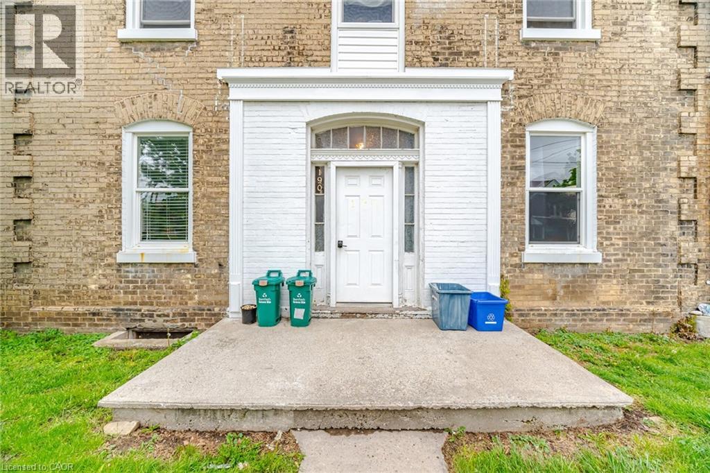 190 SHERIDAN Street, Brantford, Ontario, N3S4P8 — Photo 2