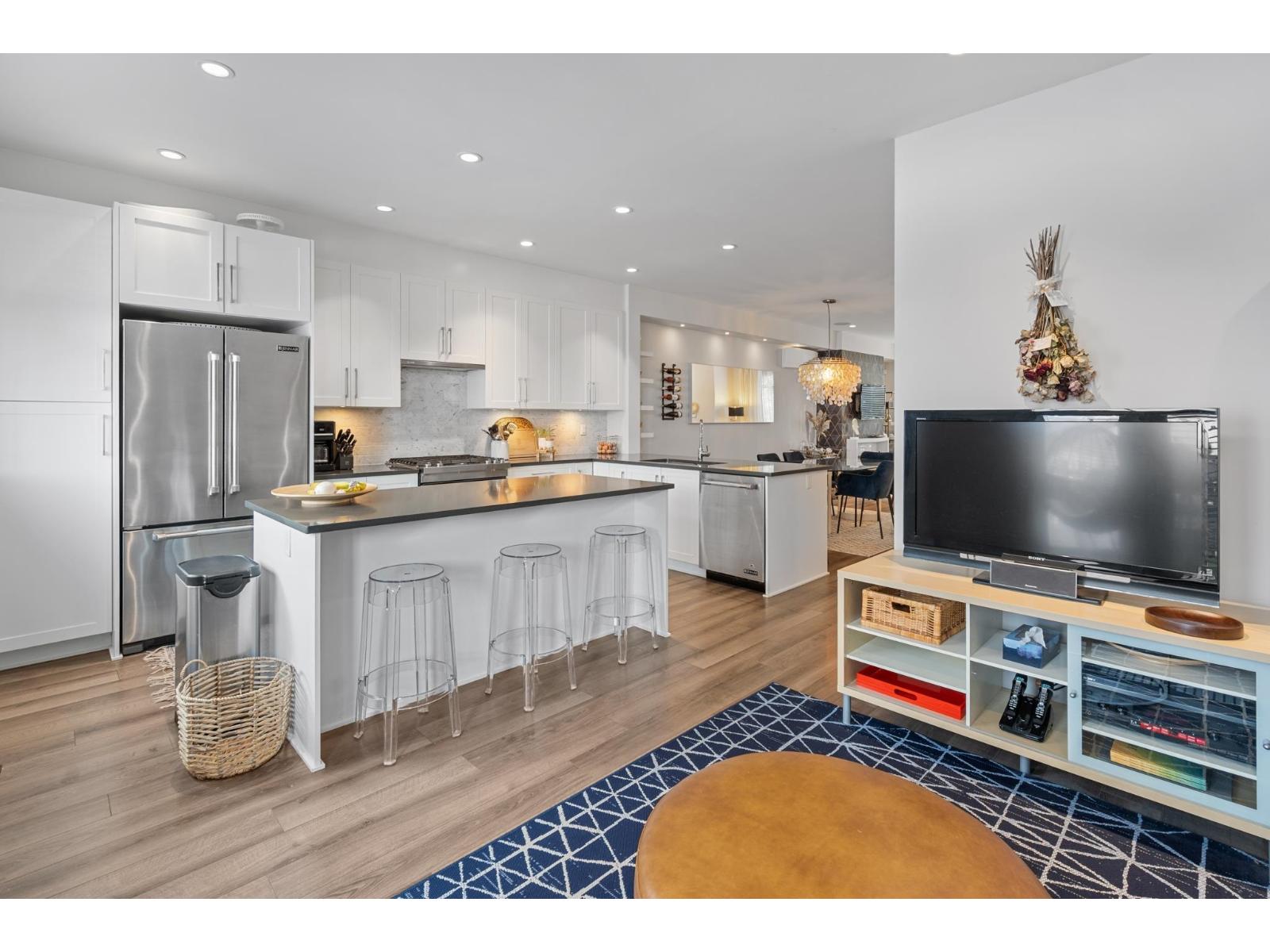4 Bed, 4 Bath House for Sale in Surrey – 16447 24 AVENUE, Surrey - Image 9