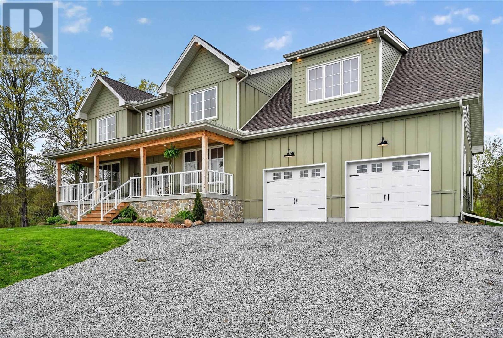 38 DARLING DRIVE - 2