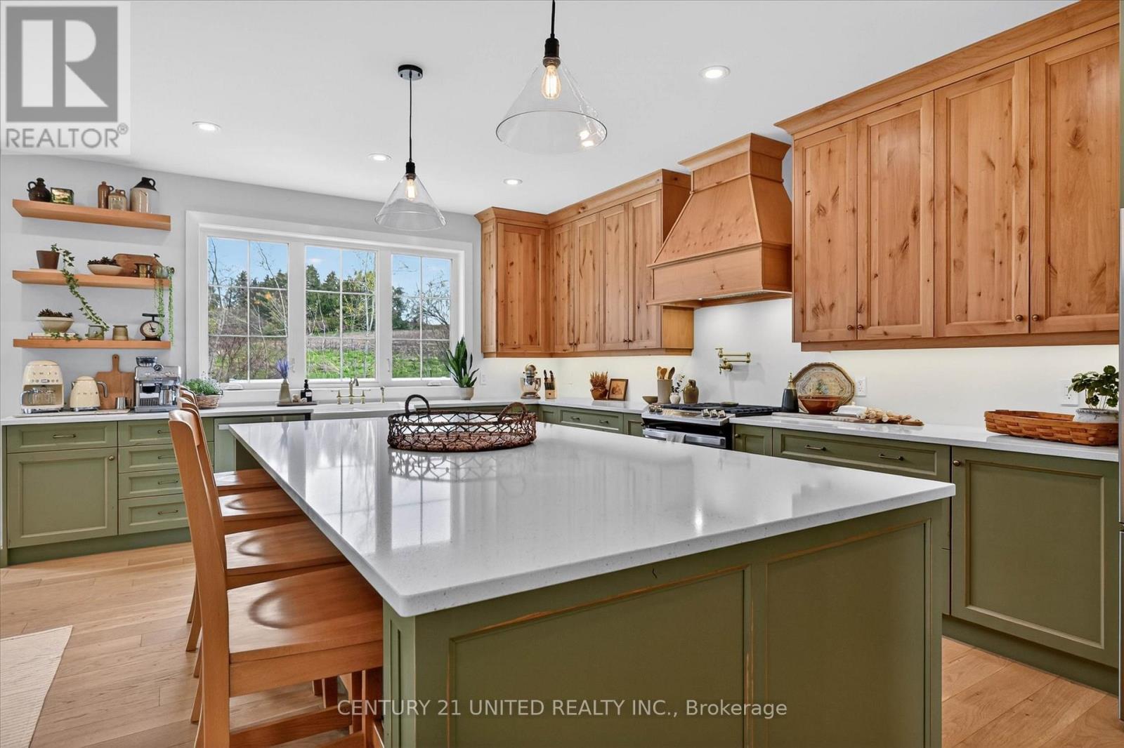 38 DARLING DRIVE - 4