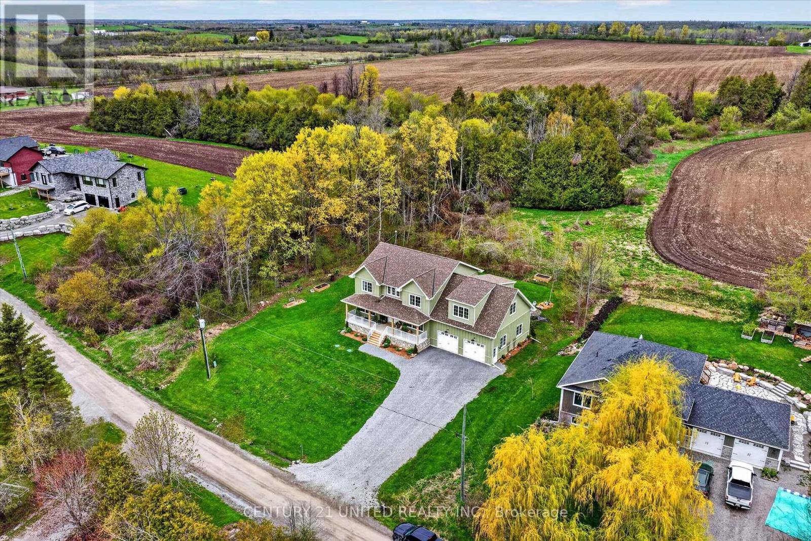 38 DARLING DRIVE - 48