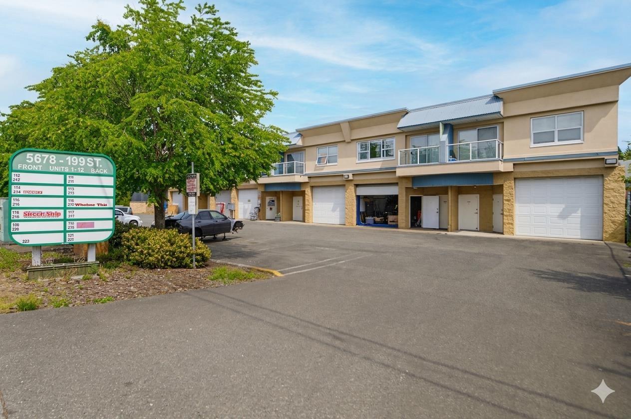 213 5678 199 STREET, Langley