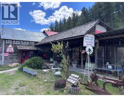 4128 3 Highway, Rock Creek, BC V0H1Y0 Photo 11