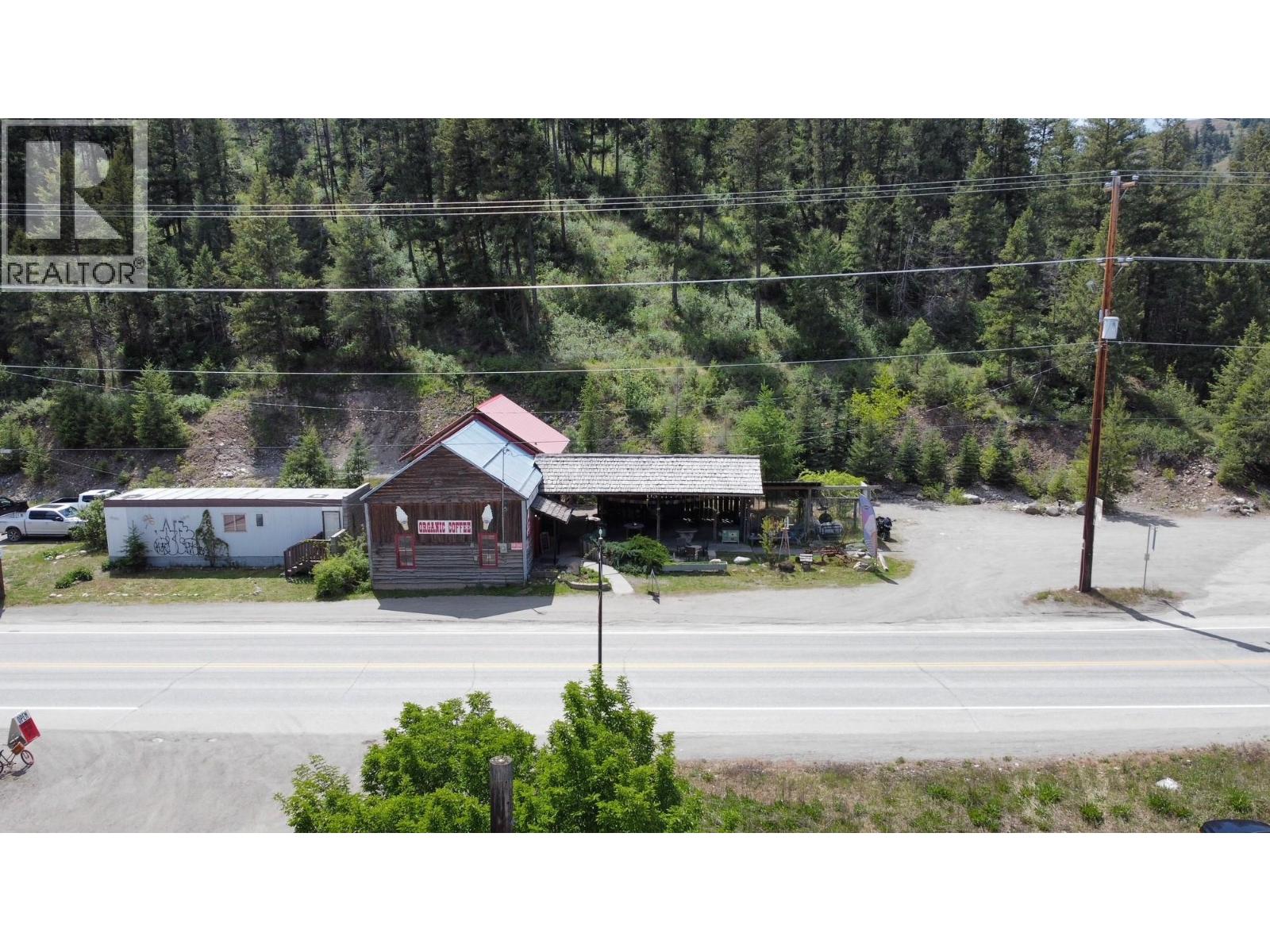  4128 3 Highway, Rock Creek