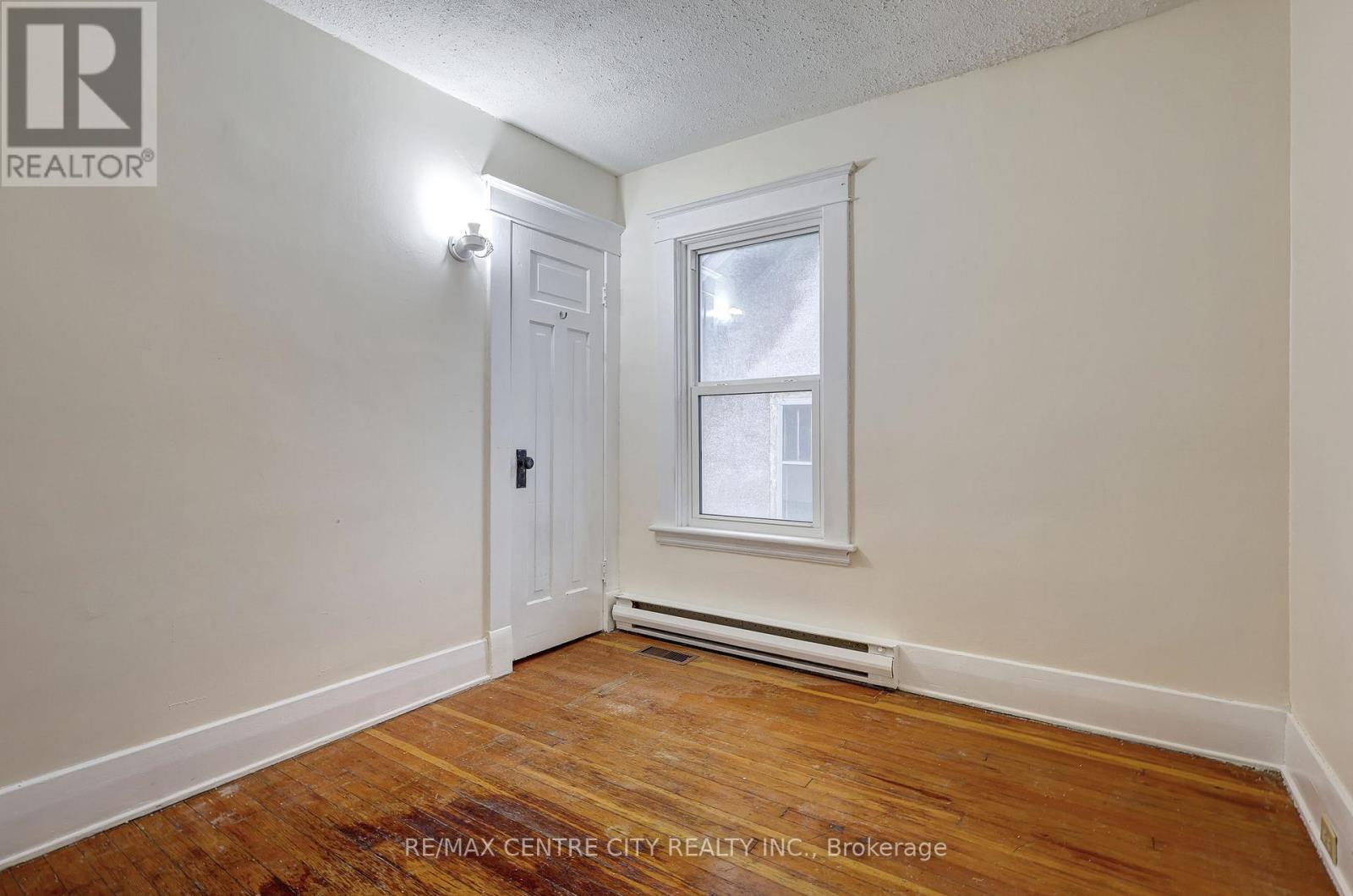 84 WHARNCLIFFE ROAD S - 24