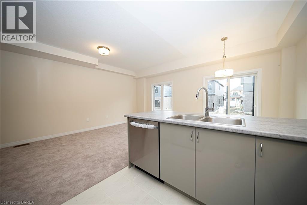 31 WAKELING Drive, Brantford, Ontario, N3V0B8 — Photo 17