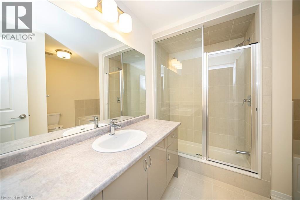 31 WAKELING Drive, Brantford, Ontario, N3V0B8 — Photo 8