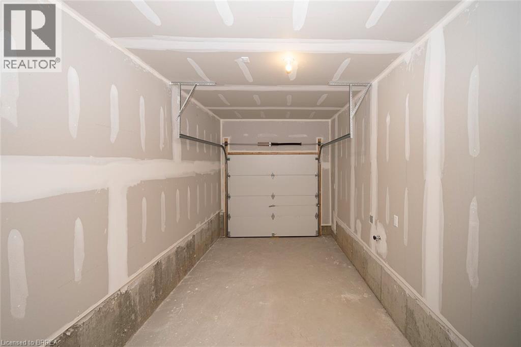 31 WAKELING Drive, Brantford, Ontario, N3V0B8 — Photo 28