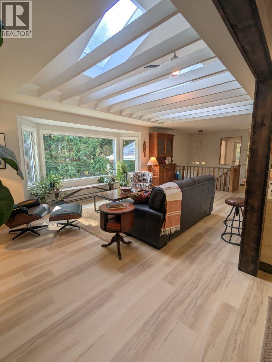 4636 JOHNSTON ROAD, Terrace