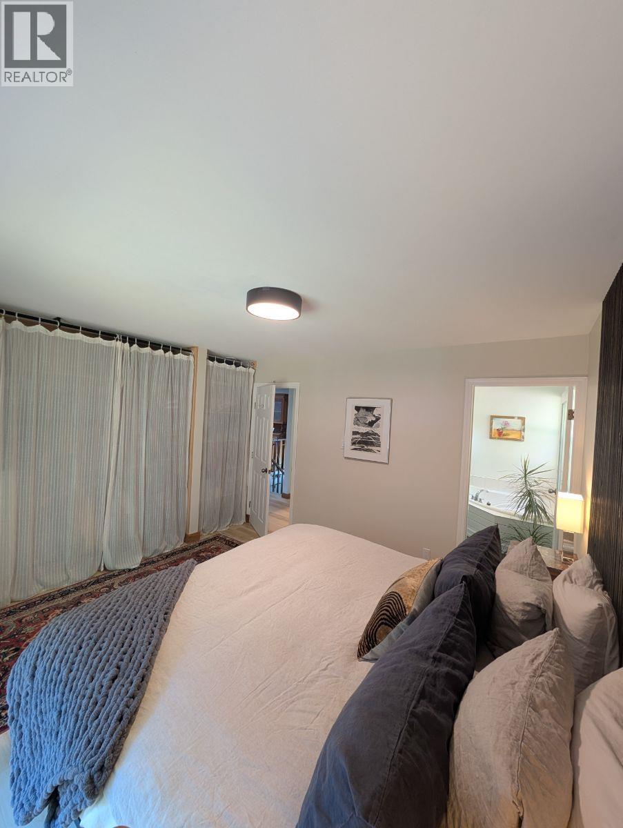 4636 JOHNSTON ROAD, Terrace