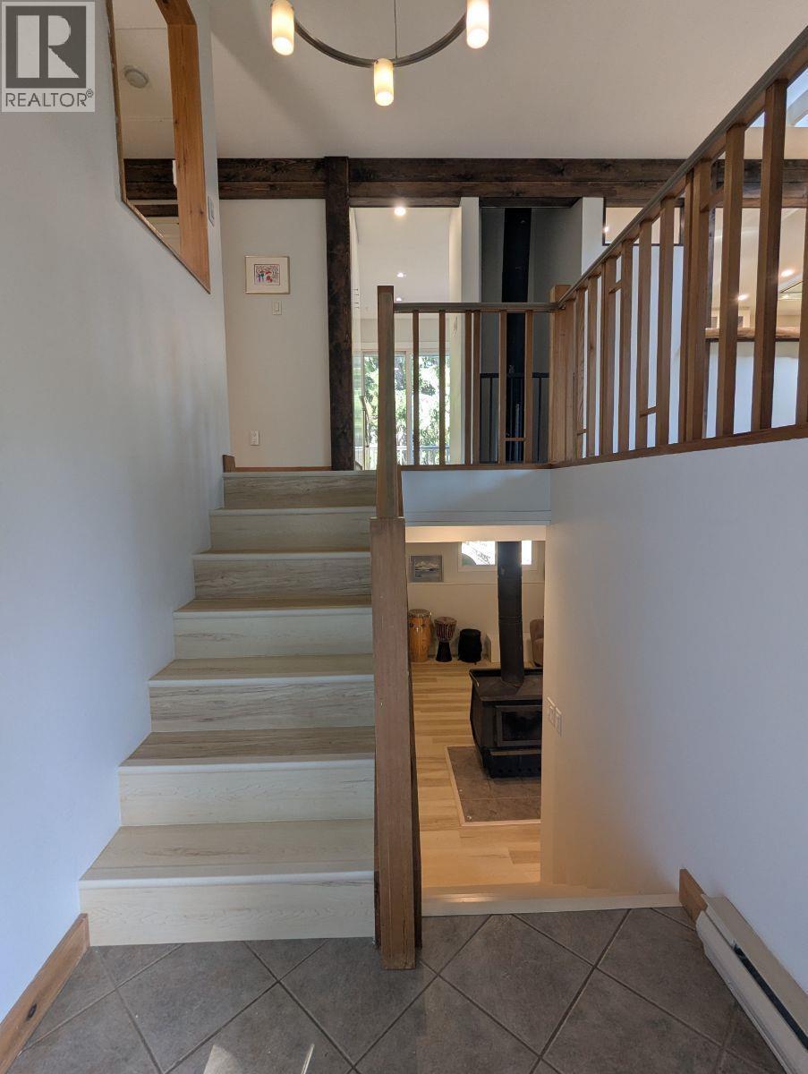 4636 JOHNSTON ROAD, Terrace