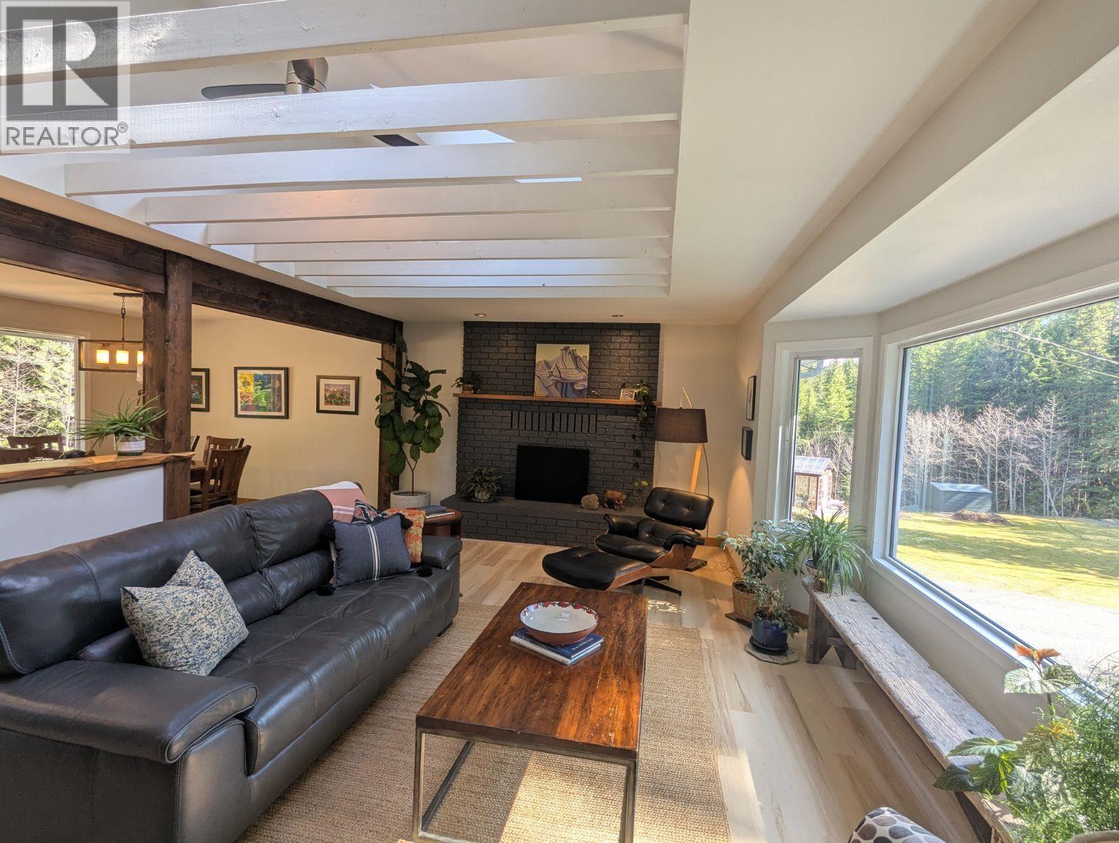 4636 JOHNSTON ROAD, Terrace