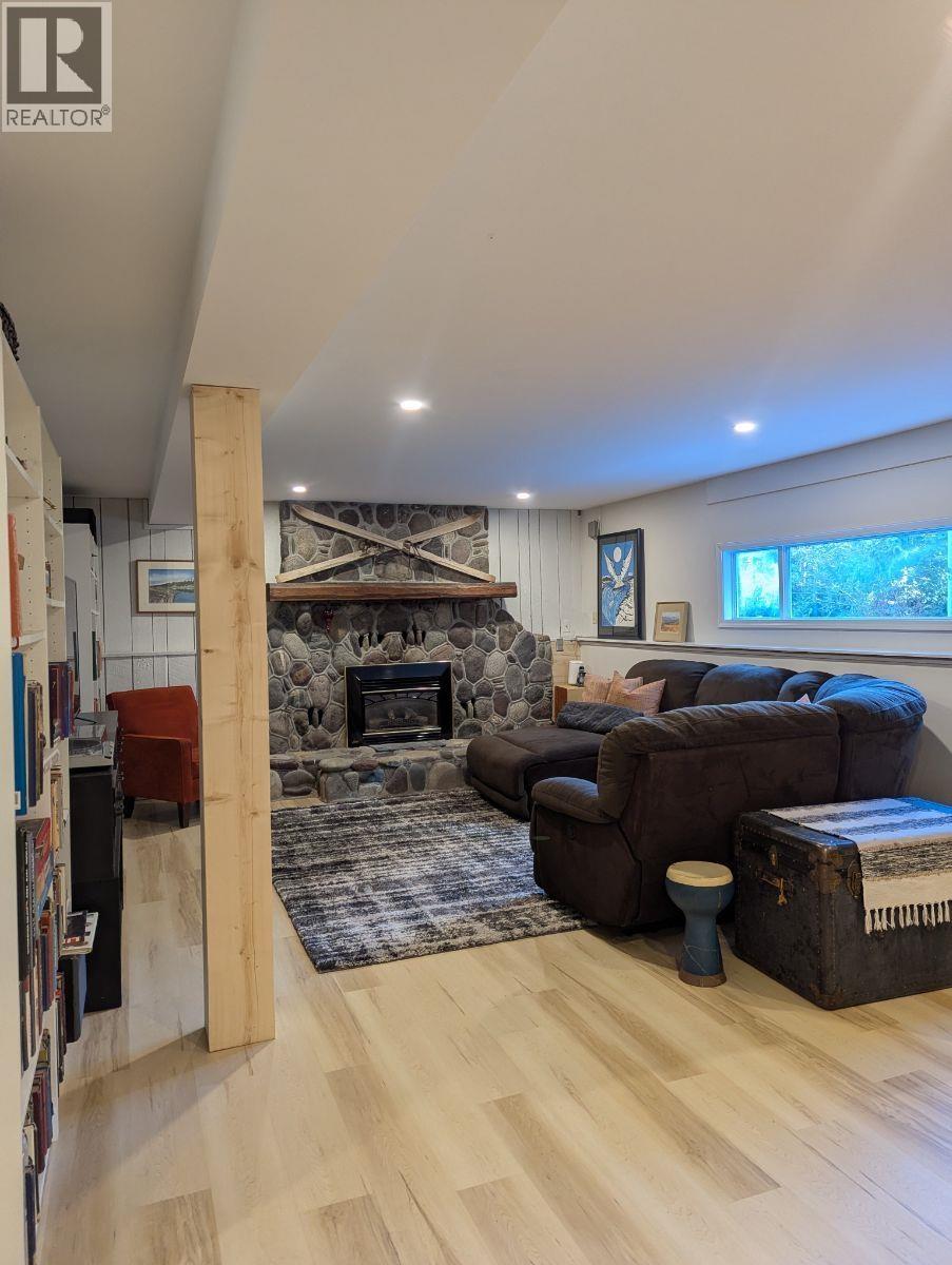 4636 JOHNSTON ROAD, Terrace