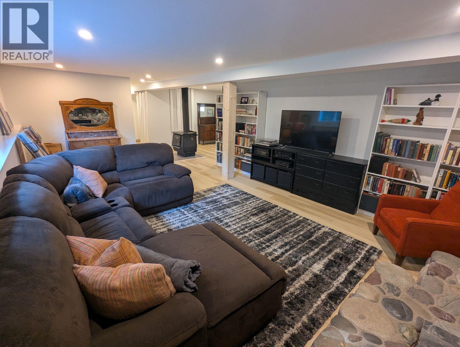 4636 JOHNSTON ROAD, Terrace