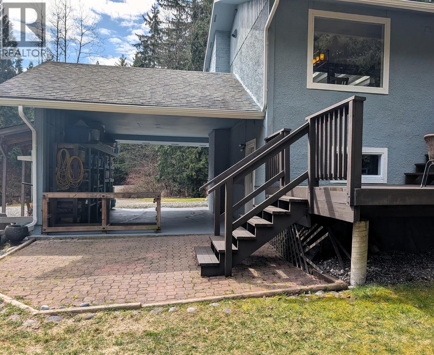 4636 JOHNSTON ROAD, Terrace