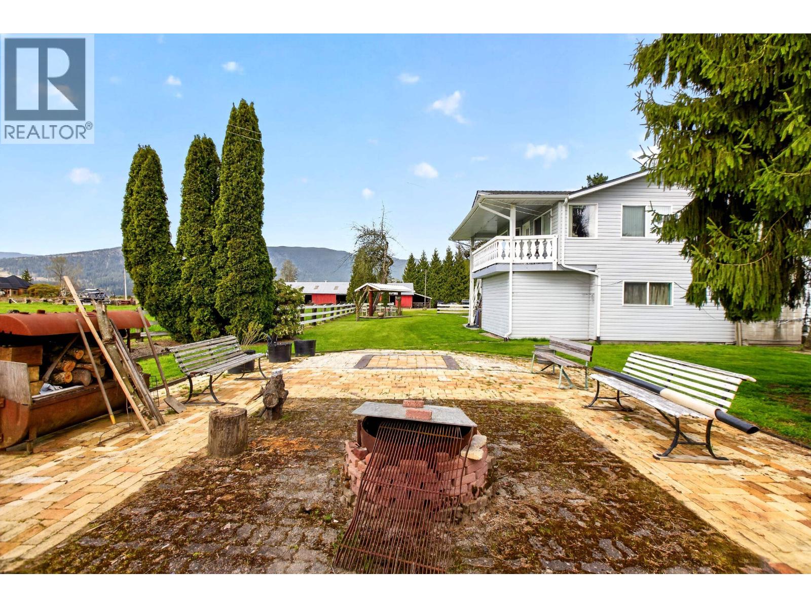 15023 HARRIS ROAD, Pitt Meadows