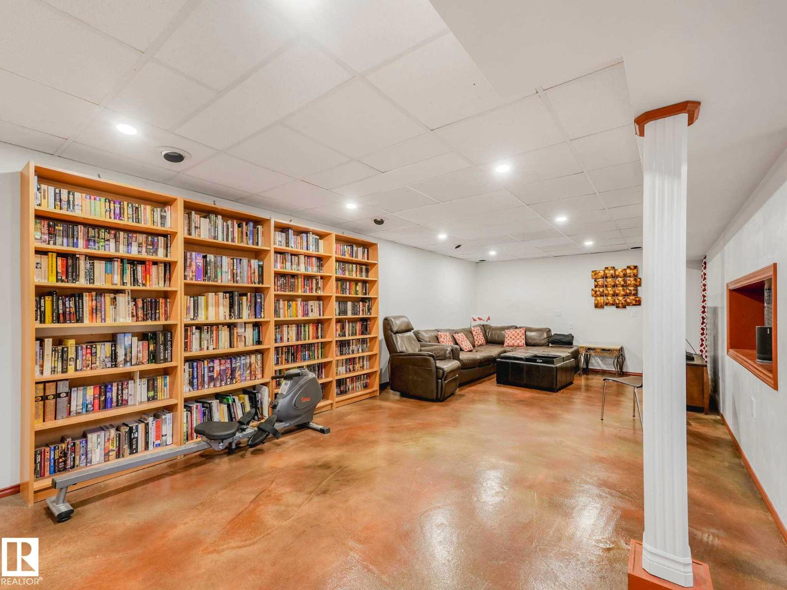 14611 89 AV NW, Edmonton