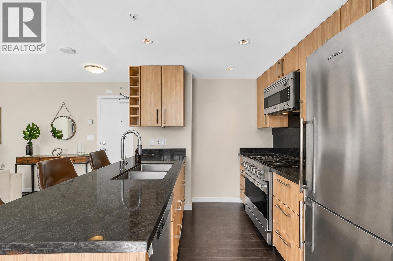 514 1708 COLUMBIA STREET, Vancouver